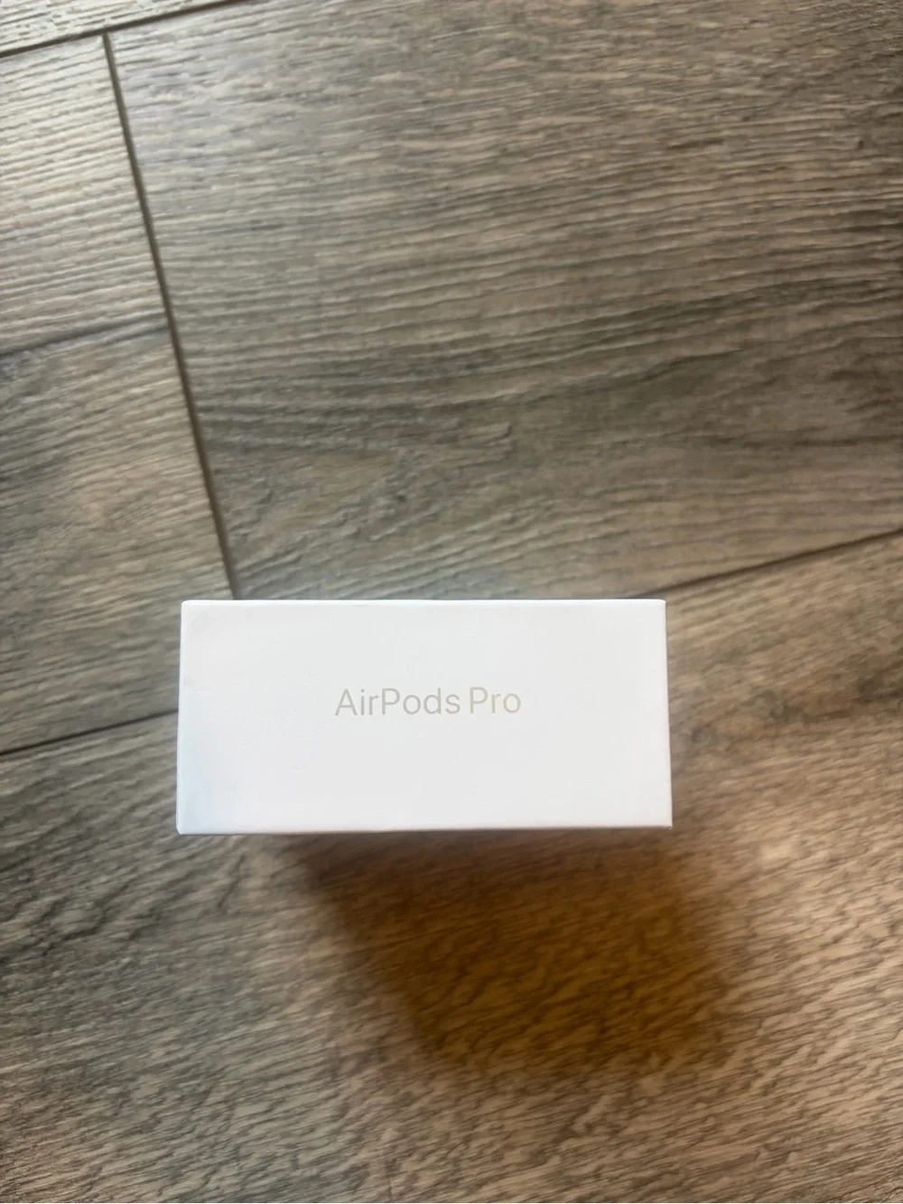 Apple AirPods Pro 3 never used (ONE DAY SHIPPING)